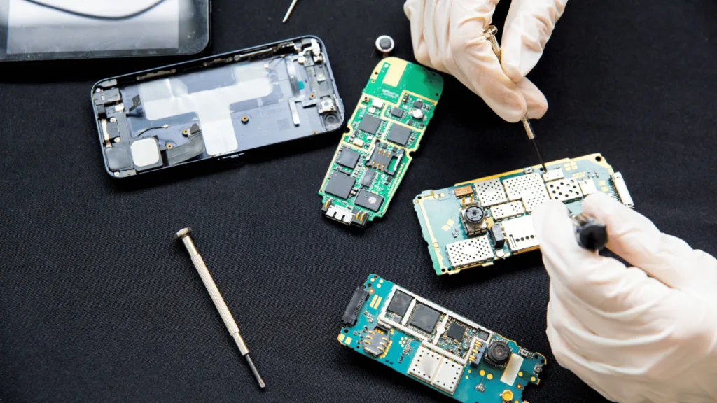 Best Phone Repair Services in the UK