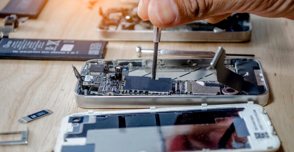iPhone Screen Replacement Service